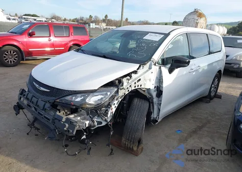 2024 Chrysler Voyager Lx z USA, uszkodzony, nr VIN 2C4RC1CGXRR106651